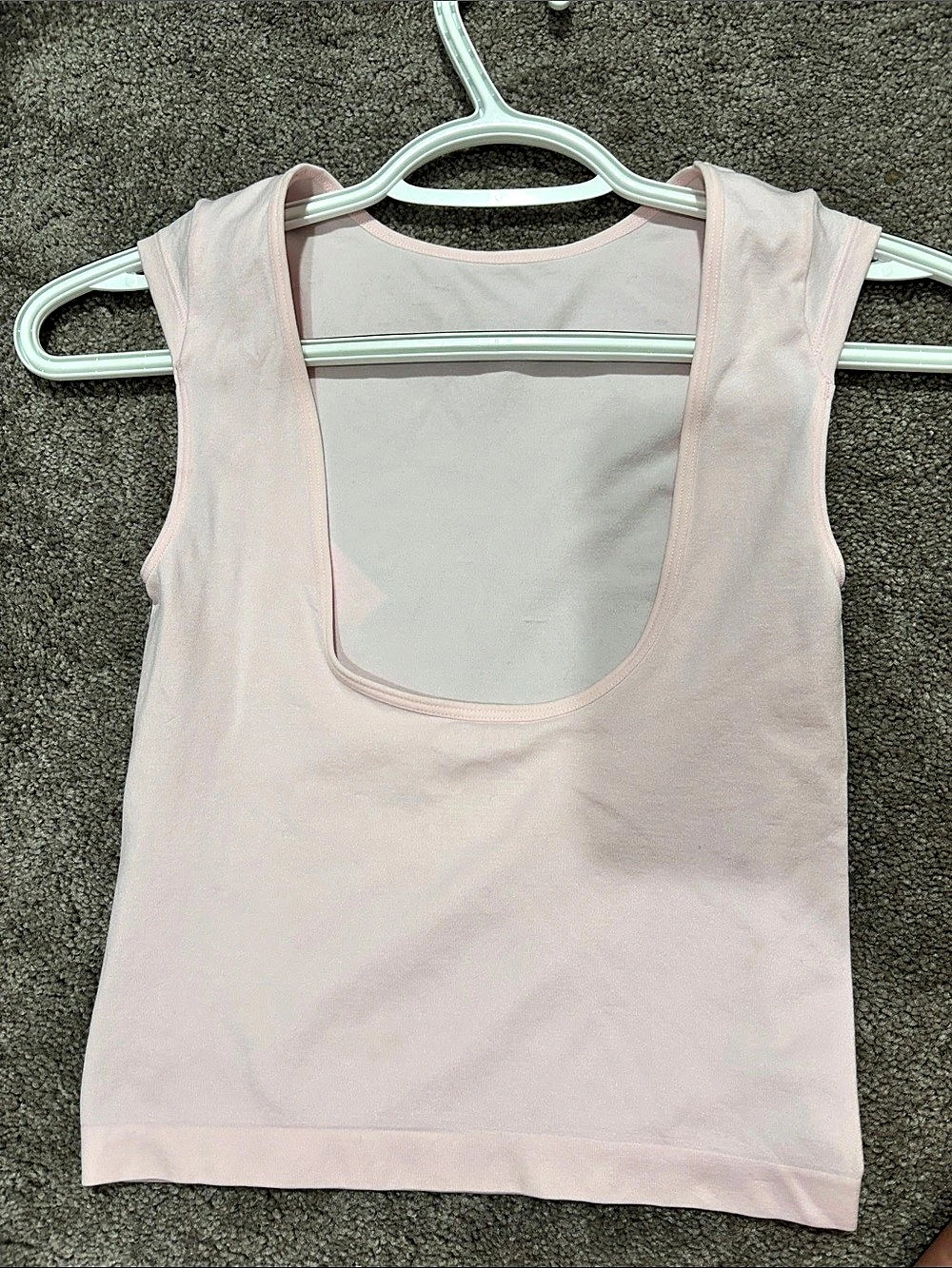 + Seamless + Scoop Neck Tank Top in Pink Like New